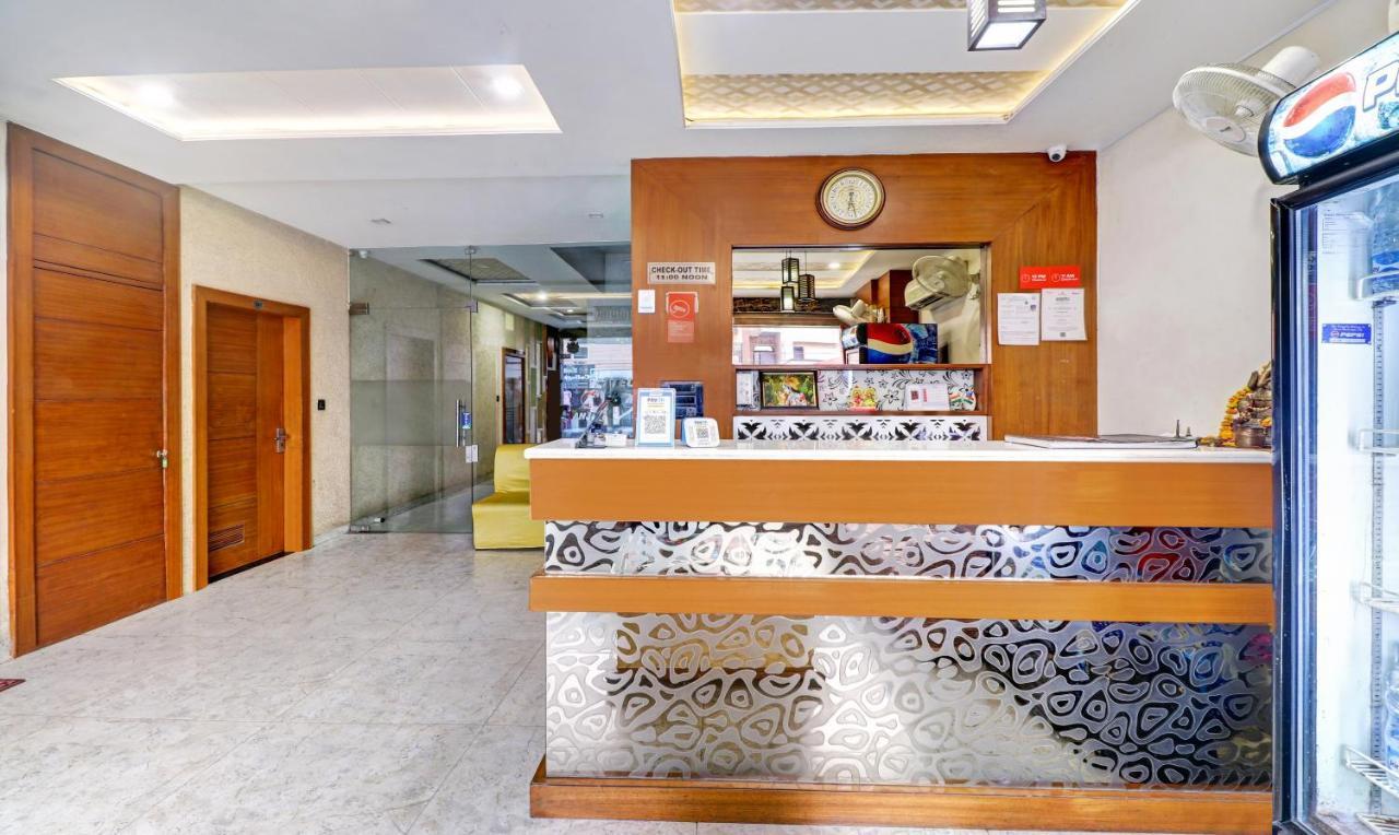 Itsy Hotels Anjali Mahal 500, Mtrs From Mathura Railway Station Buitenkant foto